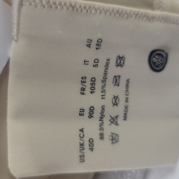 Wingsglove Strapless Multi-way Contour Underwire Bra Beige - Picture 8 of 16